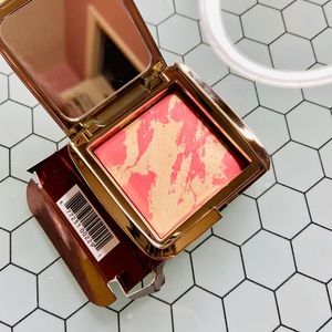 Brand New HourGlass Ambient Lighting Blush